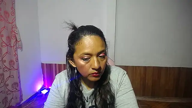 Snapshot of daleska_ayala_1 chatting on 02.24.25 daleska ayala 1 online show from 02.24.25