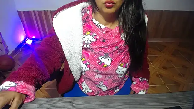 Snapshot of daleska_ayala_1 chatting on 02.27.25 daleska ayala 1 online show from 02.27.25