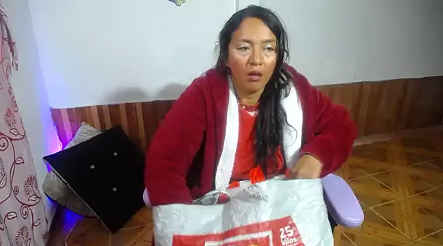 Snapshot of daleska_ayala_1 chatting on 03.18.25 daleska ayala 1 online show from 03.18.25