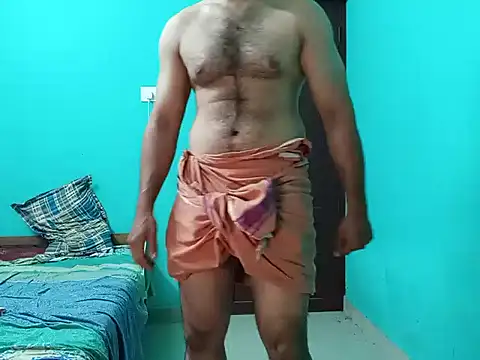 Snapshot of Sultryandrews chatting on 12.18.24 Sultryandrews online show from 12.18.24