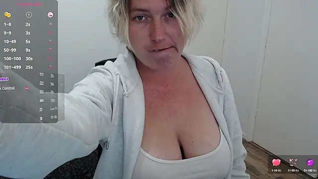 Snapshot of cumfun chatting on 10.07.25 cumfun online show from 10.07.25