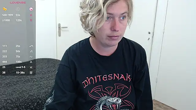Snapshot of cumfun chatting on 10.09.25 cumfun online show from 10.09.25