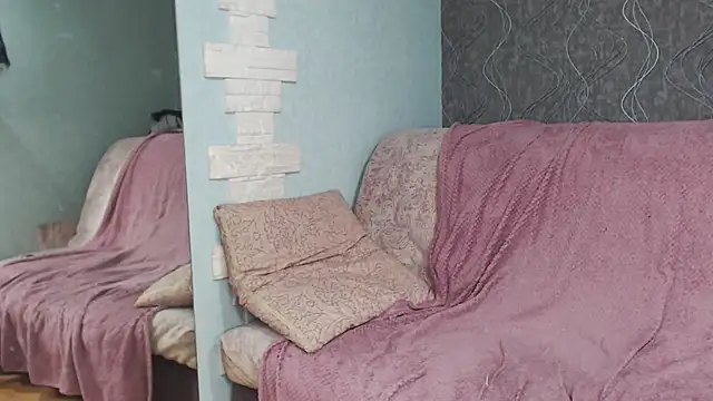 Student Oliver online show from 02.18.25