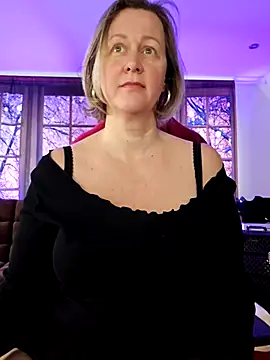 Snapshot of MarleneBloem chatting on 02.22.25 MarleneBloem online show from 02.22.25