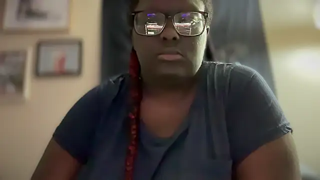 Snapshot of Yagurl__west chatting on 01.18.25 Yagurl west online show from 01.18.25