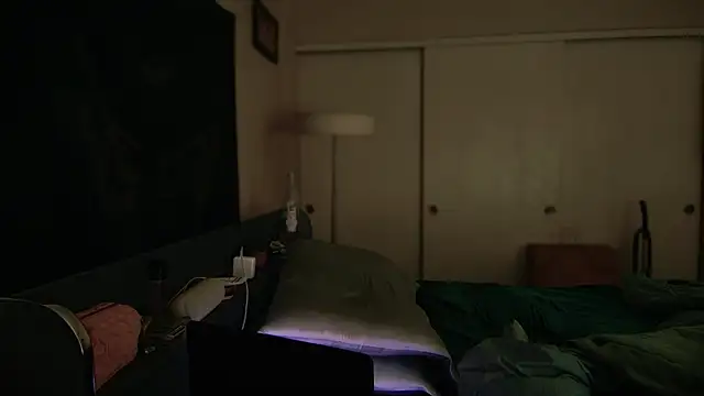 Snapshot of Yagurl__west chatting on 01.29.25 Yagurl west online show from 01.29.25