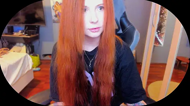 Snapshot of KlementinaBbG chatting on 03.16.25 KlementinaBbG online show from 03.16.25