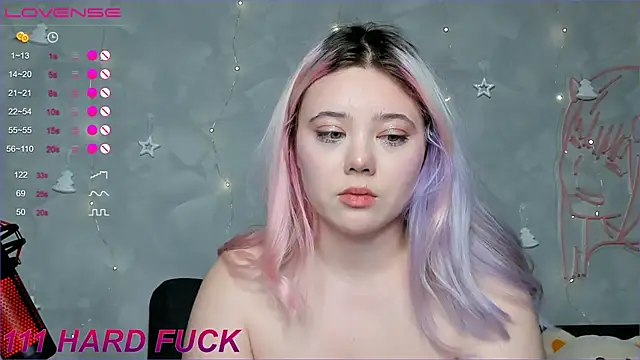 Snapshot of __KawaiiYuki__ chatting on 01.01.25 KawaiiYuki online show from 01.01.25