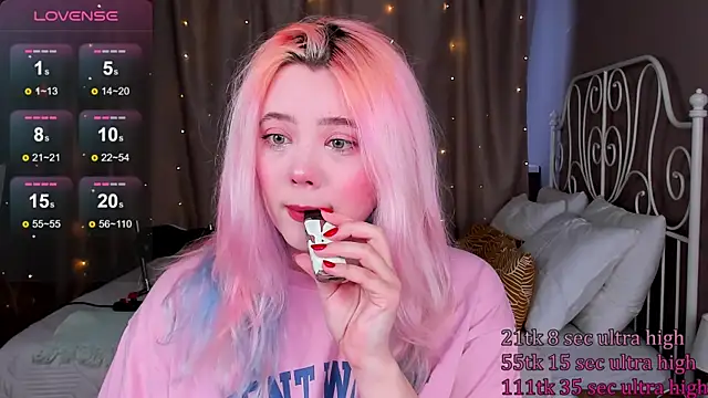 Snapshot of __KawaiiYuki__ chatting on 03.15.25 KawaiiYuki online show from 03.15.25