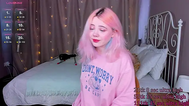 Snapshot of __KawaiiYuki__ chatting on 03.16.25 KawaiiYuki online show from 03.16.25