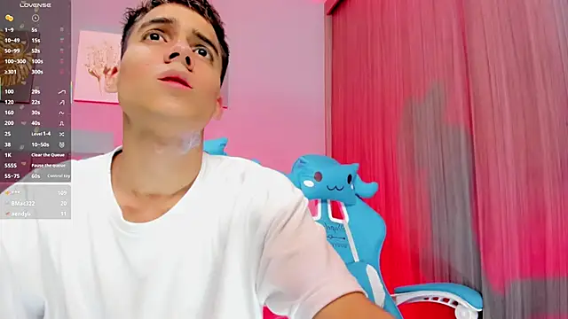 Snapshot of jake_and_joaquin chatting on 02.28.25 jake and joaquin online show from 02.28.25