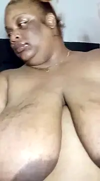 Snapshot of NaughtyHottieBBW chatting on 03.23.25 NaughtyHottieBBW online show from 03.23.25