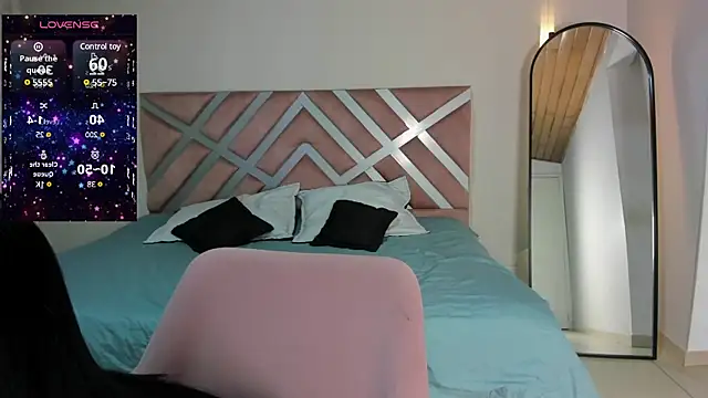 pamela anderson  online show from 01.15.25