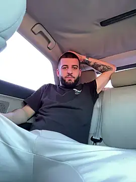 ElChapoGuzman95 online show from 02.15.25