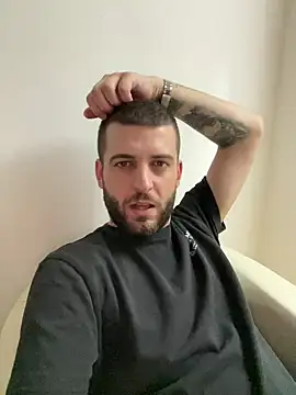 ElChapoGuzman95 online show from 02.20.25