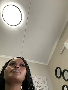 Snapshot of Neelo-Smith chatting on 02.22.25 Neelo-Smith online show from 02.22.25