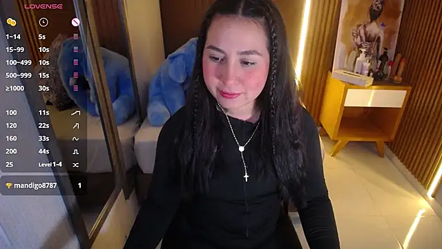 Snapshot of tianapiket chatting on 10.24.25 tianapiket online show from 10.24.25