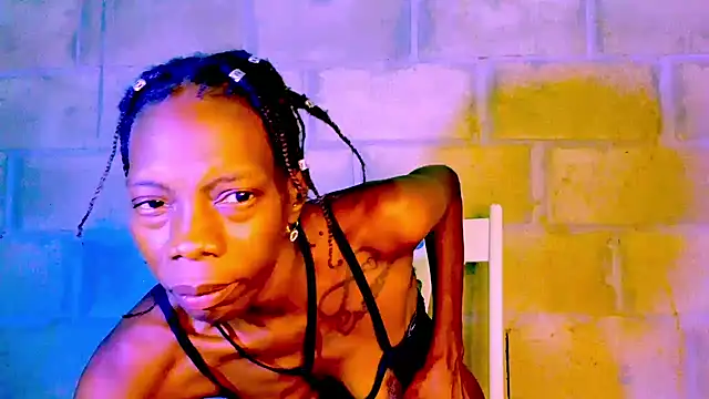 Snapshot of nzanizy chatting on 01.27.25 nzanizy online show from 01.27.25