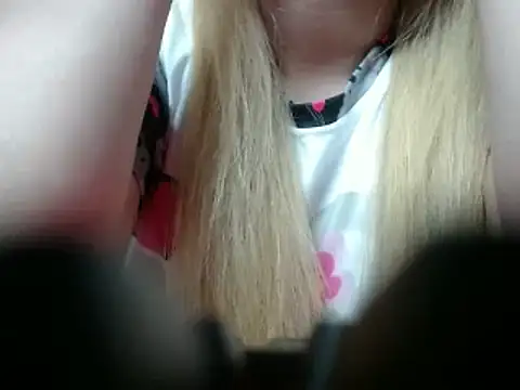 Snapshot of 69liamilk69 chatting on 12.02.24 69liamilk69 online show from 12.02.24