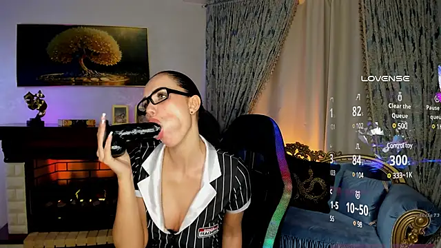 Snapshot of Black-Mamba- chatting on 12.28.24 Black-Mamba- online show from 12.28.24