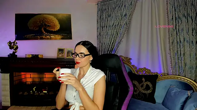 Snapshot of Black-Mamba- chatting on 01.16.25 Black-Mamba- online show from 01.16.25