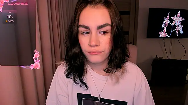 Snapshot of _selectrra chatting on 12.04.24  selectrra online show from 12.04.24