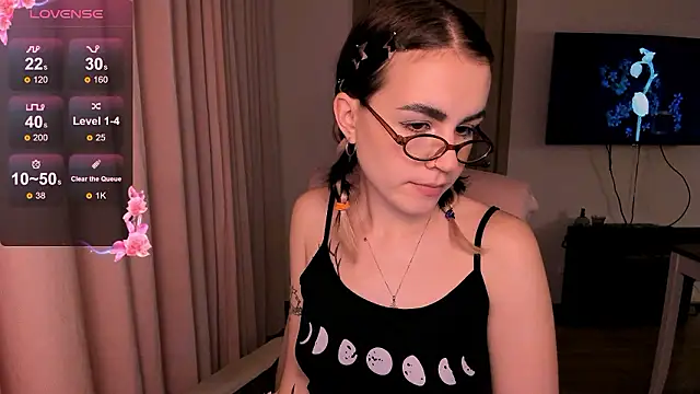 Snapshot of _selectrra chatting on 12.05.24  selectrra online show from 12.05.24