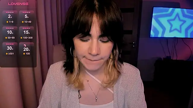 Snapshot of _selectrra chatting on 01.13.25  selectrra online show from 01.13.25