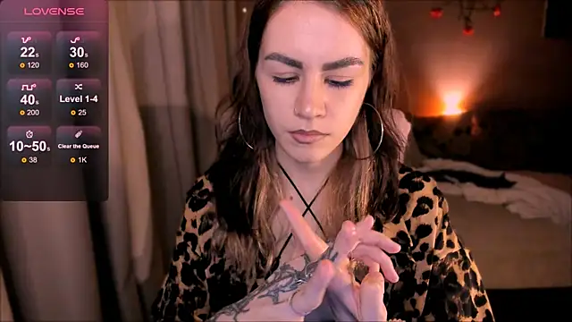 Snapshot of _selectrra chatting on 09.13.25  selectrra online show from 09.13.25