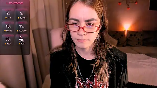 Snapshot of _selectrra chatting on 09.21.25  selectrra online show from 09.21.25