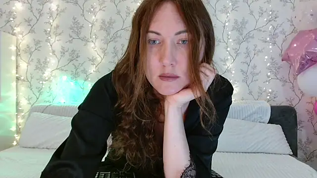 Snapshot of Imcarrieberry chatting on 03.11.25 Imcarrieberry online show from 03.11.25