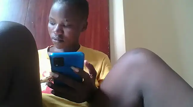 Snapshot of prettychic5 chatting on 12.19.24 prettychic5 online show from 12.19.24