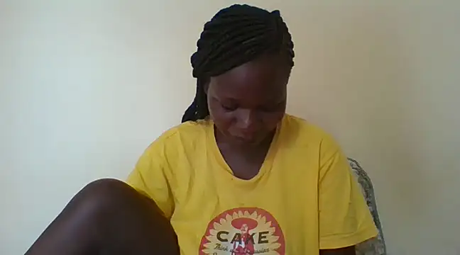 Snapshot of prettychic5 chatting on 01.28.25 prettychic5 online show from 01.28.25