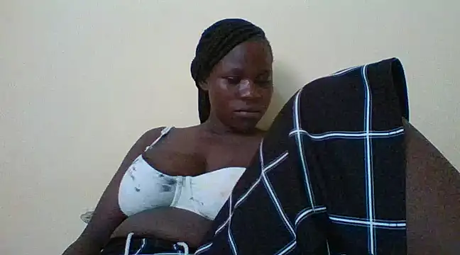 Snapshot of prettychic5 chatting on 01.28.25 prettychic5 online show from 01.28.25