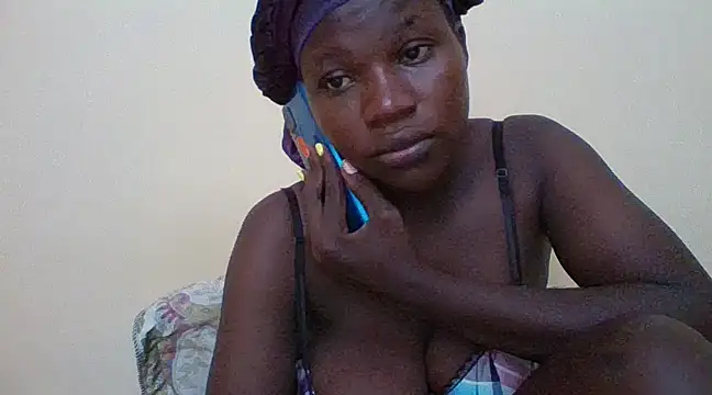 Snapshot of prettychic5 chatting on 01.31.25 prettychic5 online show from 01.31.25