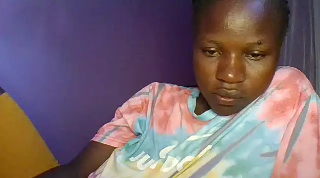 Snapshot of prettychic5 chatting on 02.20.25 prettychic5 online show from 02.20.25