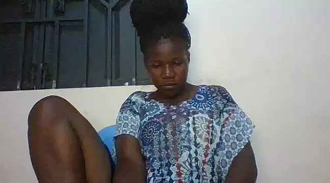 Snapshot of prettychic5 chatting on 03.12.25 prettychic5 online show from 03.12.25