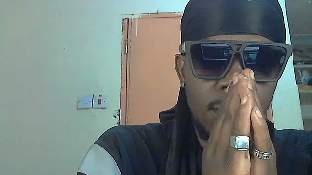 BIGDICKMULLAH online show from 10.04.25