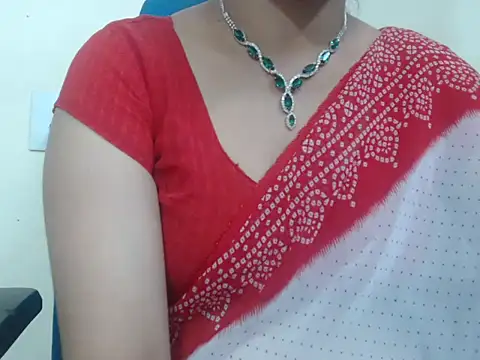 Lovely Siri 23 online show from 11.02.25