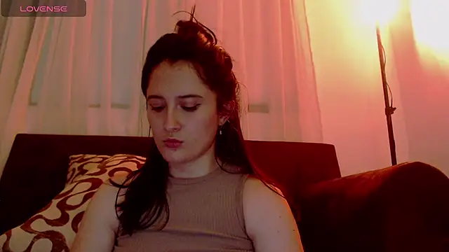 Snapshot of AlissonnFoxx chatting on 02.08.25 AlissonnFoxx online show from 02.08.25