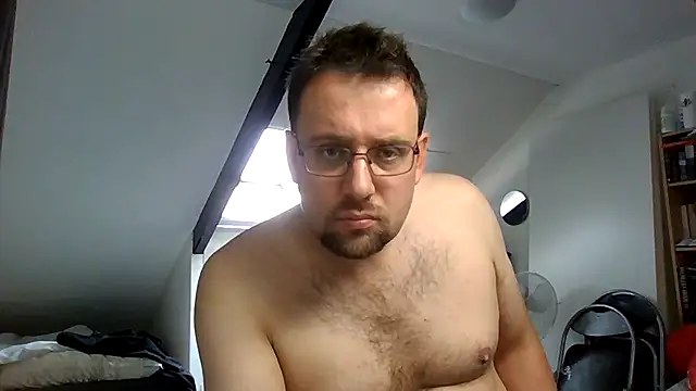 Snapshot of rdewaard81 chatting on 10.03.25 rdewaard81 online show from 10.03.25