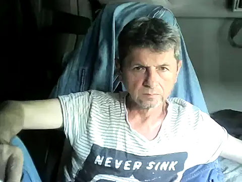 Snapshot of czarek888 chatting on 09.16.25 czarek888 online show from 09.16.25