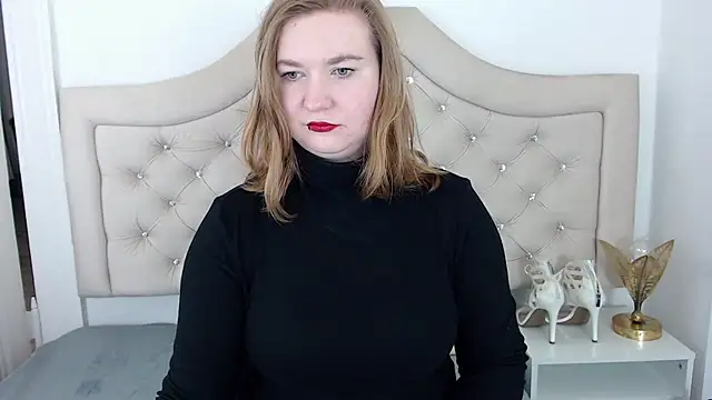 LaraDream online show from 01.02.25