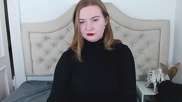 LaraDream online show from 01.16.25