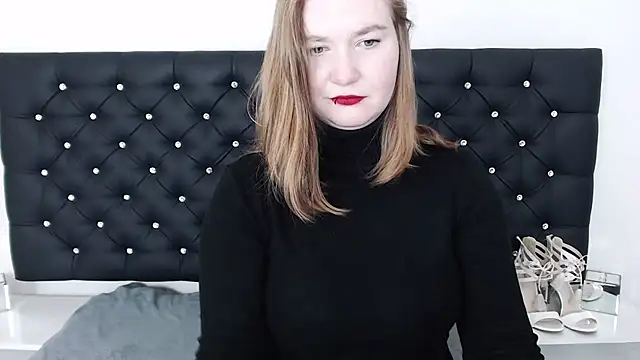 LaraDream online show from 02.11.25