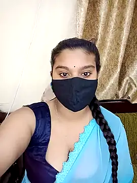 Snapshot of Jasmine_jaaan chatting on 01.07.25 Jasmine jaaan online show from 01.07.25