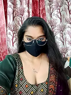 Snapshot of Jasmine_jaaan chatting on 10.20.25 Jasmine jaaan online show from 10.20.25